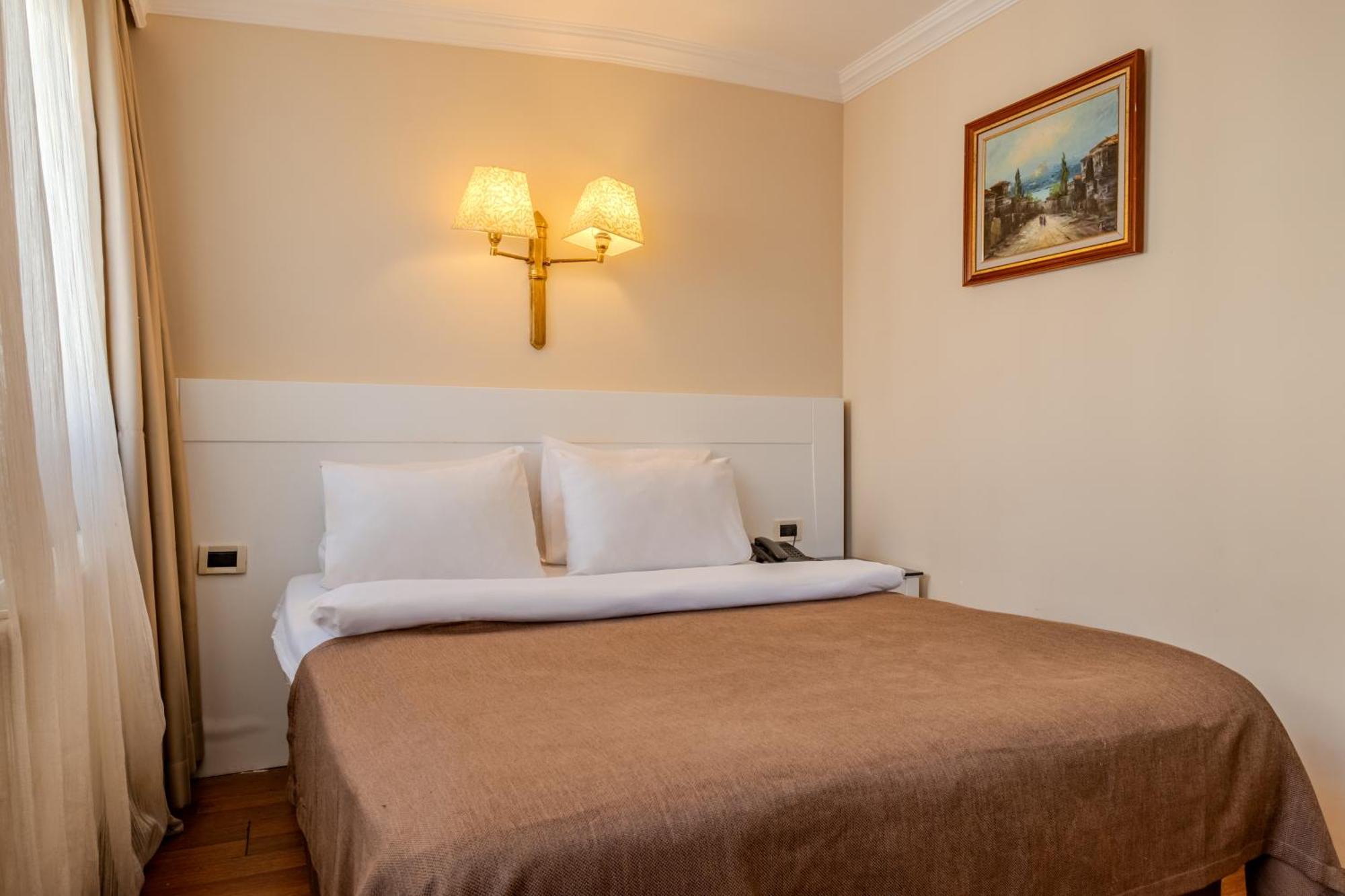 Eterno Hotel 3*